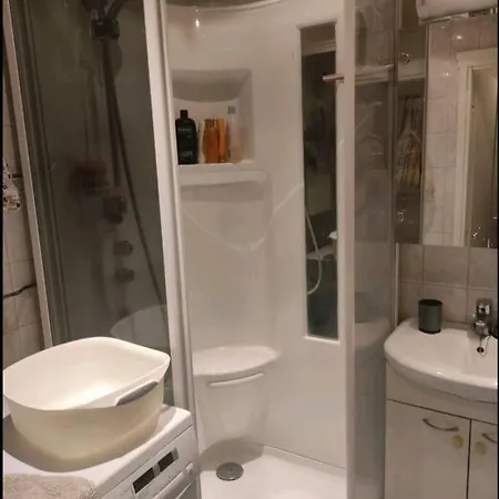Hillapolun 3 Apartmens Апартаменты